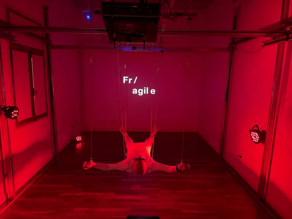 fragile-performance